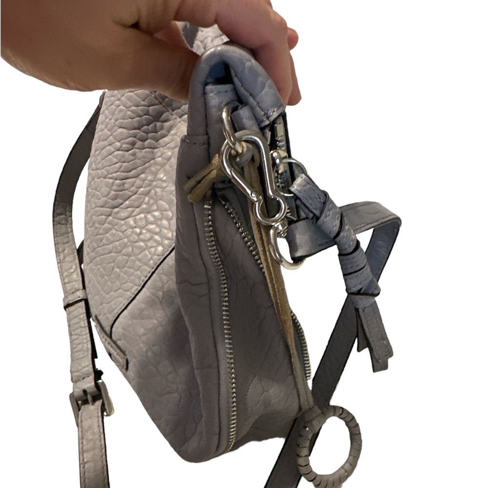 Vince camuto pebbled leather gray blue crossbody with adjustable straps cute - Picture 3 of 10